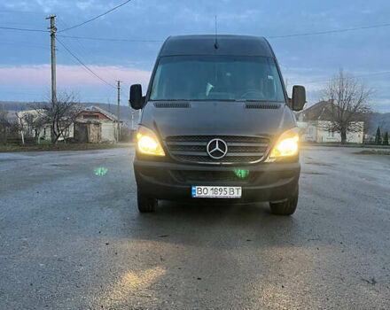 Коричневый Мерседес Sprinter, объемом двигателя 2.15 л и пробегом 210 тыс. км за 10750 $, фото 1 на Automoto.ua