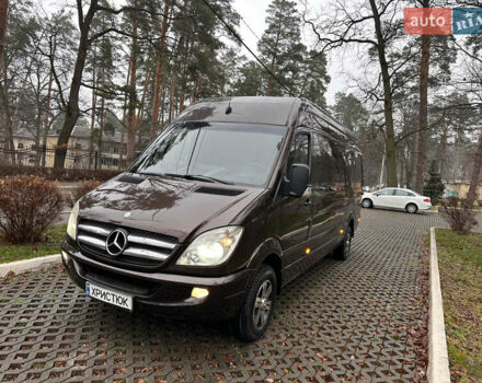 Коричневий Мерседес Sprinter, об'ємом двигуна 2.2 л та пробігом 290 тис. км за 26000 $, фото 5 на Automoto.ua