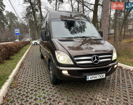 Коричневий Мерседес Sprinter, об'ємом двигуна 2.2 л та пробігом 290 тис. км за 26000 $, фото 4 на Automoto.ua