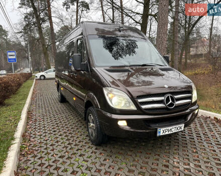 Коричневий Мерседес Sprinter, об'ємом двигуна 2.2 л та пробігом 290 тис. км за 26000 $, фото 3 на Automoto.ua