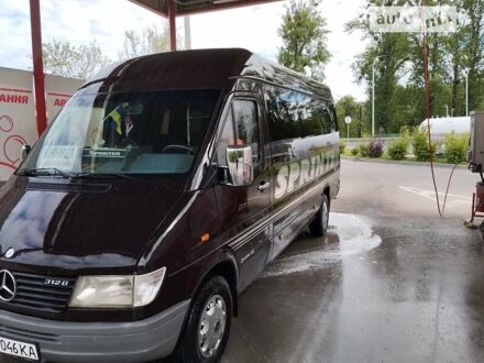 Коричневий Мерседес Sprinter, об'ємом двигуна 2.87 л та пробігом 300 тис. км за 9000 $, фото 1 на Automoto.ua