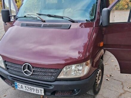 Коричневый Мерседес Sprinter, объемом двигателя 0 л и пробегом 500 тыс. км за 11000 $, фото 1 на Automoto.ua