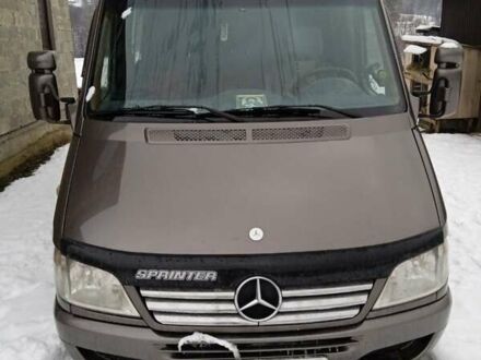 Коричневый Мерседес Sprinter, объемом двигателя 2.3 л и пробегом 450 тыс. км за 8500 $, фото 1 на Automoto.ua