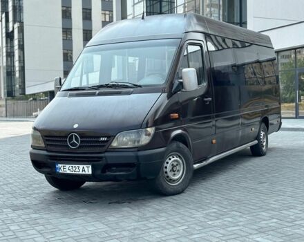 Коричневый Мерседес Sprinter, объемом двигателя 2.2 л и пробегом 389 тыс. км за 7400 $, фото 1 на Automoto.ua