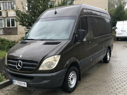 Коричневый Мерседес Sprinter, объемом двигателя 2.15 л и пробегом 421 тыс. км за 12500 $, фото 1 на Automoto.ua
