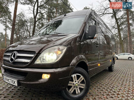 Коричневый Мерседес Sprinter, объемом двигателя 2.2 л и пробегом 290 тыс. км за 26000 $, фото 1 на Automoto.ua