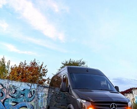 Коричневый Мерседес Sprinter, объемом двигателя 2.1 л и пробегом 505 тыс. км за 14000 $, фото 1 на Automoto.ua