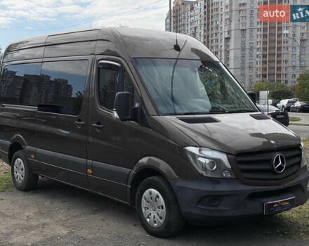 Коричневый Мерседес Sprinter, объемом двигателя 2.2 л и пробегом 312 тыс. км за 24499 $, фото 1 на Automoto.ua