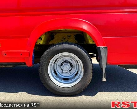 Красный Мерседес Sprinter, объемом двигателя 2.2 л и пробегом 716 тыс. км за 9800 $, фото 6 на Automoto.ua