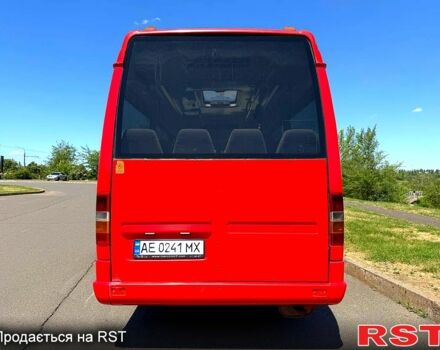 Красный Мерседес Sprinter, объемом двигателя 2.2 л и пробегом 716 тыс. км за 9800 $, фото 5 на Automoto.ua