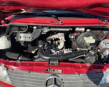 Червоний Мерседес Sprinter, об'ємом двигуна 2.87 л та пробігом 300 тис. км за 13800 $, фото 12 на Automoto.ua