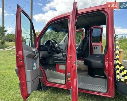 Красный Мерседес Sprinter, объемом двигателя 2.2 л и пробегом 323 тыс. км за 17800 $, фото 7 на Automoto.ua