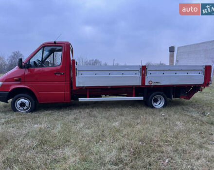 Червоний Мерседес Sprinter, об'ємом двигуна 2.69 л та пробігом 317 тис. км за 19300 $, фото 3 на Automoto.ua