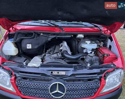 Червоний Мерседес Sprinter, об'ємом двигуна 2.69 л та пробігом 317 тис. км за 19300 $, фото 10 на Automoto.ua
