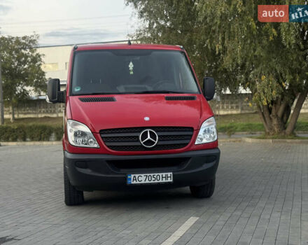 Червоний Мерседес Sprinter, об'ємом двигуна 2.2 л та пробігом 281 тис. км за 17800 $, фото 29 на Automoto.ua