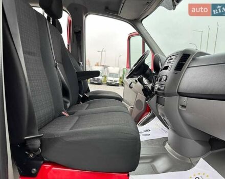 Червоний Мерседес Sprinter, об'ємом двигуна 2.2 л та пробігом 196 тис. км за 21800 $, фото 29 на Automoto.ua