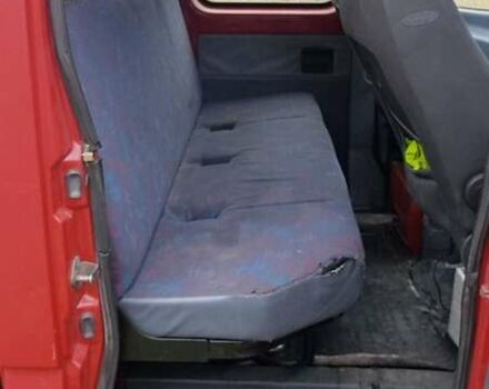 Красный Мерседес Sprinter, объемом двигателя 2.87 л и пробегом 480 тыс. км за 9500 $, фото 4 на Automoto.ua