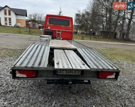 Красный Мерседес Sprinter, объемом двигателя 2.2 л и пробегом 550 тыс. км за 15000 $, фото 4 на Automoto.ua