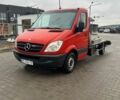 Красный Мерседес Sprinter, объемом двигателя 2.15 л и пробегом 601 тыс. км за 12700 $, фото 1 на Automoto.ua