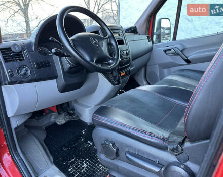 Червоний Мерседес Sprinter, об'ємом двигуна 3 л та пробігом 700 тис. км за 19500 $, фото 11 на Automoto.ua