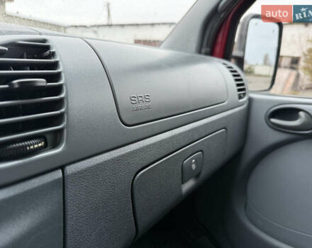 Мерседес Sprinter 2003 у Камінь-Каширський на Automoto.ua Червоний Мерседес Sprinter, об'ємом двигуна 2.2 л та пробігом 417 тис. км за 9500 $, фото 44 на Automoto.ua