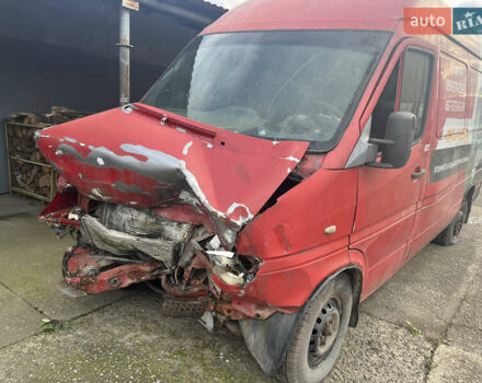 Червоний Мерседес Sprinter, об'ємом двигуна 2.7 л та пробігом 500 тис. км за 3000 $, фото 1 на Automoto.ua