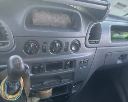 Червоний Мерседес Sprinter, об'ємом двигуна 0 л та пробігом 909 тис. км за 5500 $, фото 6 на Automoto.ua