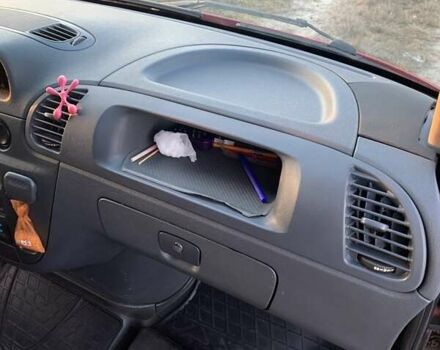 Красный Мерседес Sprinter, объемом двигателя 2.15 л и пробегом 465 тыс. км за 9800 $, фото 21 на Automoto.ua