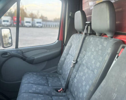 Червоний Мерседес Sprinter, об'ємом двигуна 0 л та пробігом 909 тис. км за 5500 $, фото 5 на Automoto.ua
