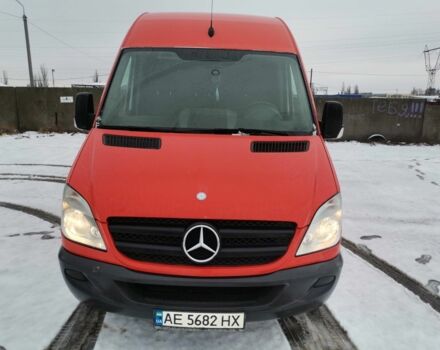 Красный Мерседес Sprinter, объемом двигателя 2.1 л и пробегом 398 тыс. км за 14500 $, фото 2 на Automoto.ua