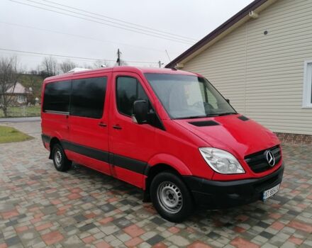 Червоний Мерседес Sprinter, об'ємом двигуна 2.1 л та пробігом 380 тис. км за 11800 $, фото 1 на Automoto.ua