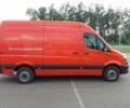 Красный Мерседес Sprinter, объемом двигателя 2.2 л и пробегом 375 тыс. км за 15300 $, фото 5 на Automoto.ua