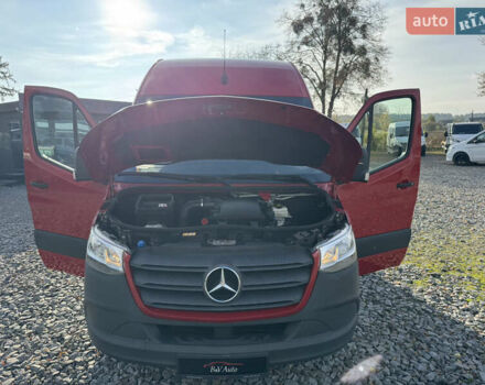 Червоний Мерседес Sprinter, об'ємом двигуна 0 л та пробігом 227 тис. км за 28950 $, фото 28 на Automoto.ua