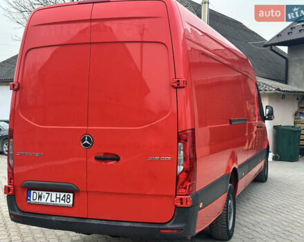 Червоний Мерседес Sprinter, об'ємом двигуна 3 л та пробігом 334 тис. км за 40230 $, фото 3 на Automoto.ua