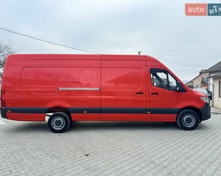 Червоний Мерседес Sprinter, об'ємом двигуна 3 л та пробігом 334 тис. км за 40230 $, фото 4 на Automoto.ua