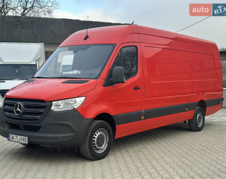 Червоний Мерседес Sprinter, об'ємом двигуна 3 л та пробігом 334 тис. км за 40230 $, фото 6 на Automoto.ua