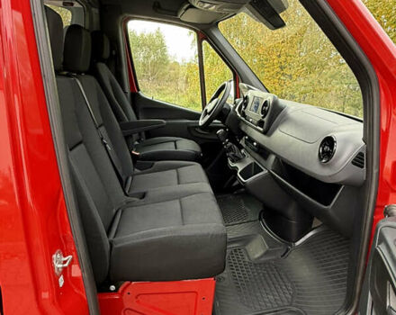 Красный Мерседес Sprinter, объемом двигателя 0 л и пробегом 203 тыс. км за 24400 $, фото 12 на Automoto.ua