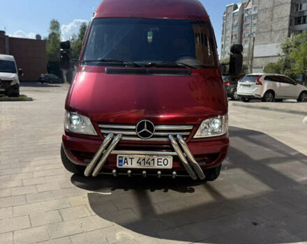 Красный Мерседес Sprinter, объемом двигателя 2.7 л и пробегом 80 тыс. км за 15999 $, фото 2 на Automoto.ua