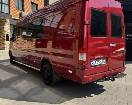 Красный Мерседес Sprinter, объемом двигателя 2.7 л и пробегом 80 тыс. км за 15999 $, фото 9 на Automoto.ua