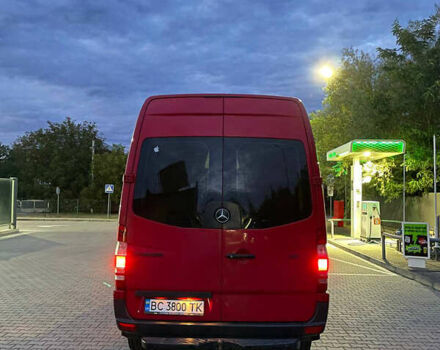 Красный Мерседес Sprinter, объемом двигателя 2.15 л и пробегом 760 тыс. км за 14000 $, фото 11 на Automoto.ua