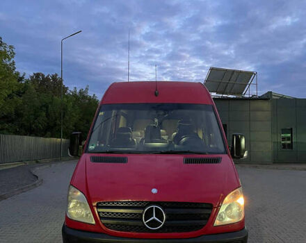 Красный Мерседес Sprinter, объемом двигателя 2.15 л и пробегом 760 тыс. км за 14000 $, фото 18 на Automoto.ua