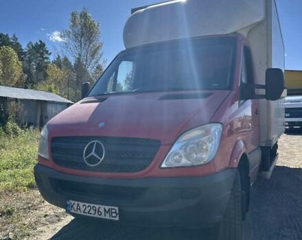 Красный Мерседес Sprinter, объемом двигателя 2.2 л и пробегом 307 тыс. км за 15800 $, фото 4 на Automoto.ua