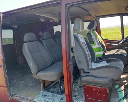 Красный Мерседес Sprinter, объемом двигателя 2 л и пробегом 455 тыс. км за 1600 $, фото 3 на Automoto.ua