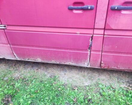 Червоний Мерседес Sprinter, об'ємом двигуна 2.9 л та пробігом 500 тис. км за 4000 $, фото 2 на Automoto.ua