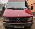 Красный Мерседес Sprinter, объемом двигателя 2.9 л и пробегом 460 тыс. км за 7500 $, фото 3 на Automoto.ua