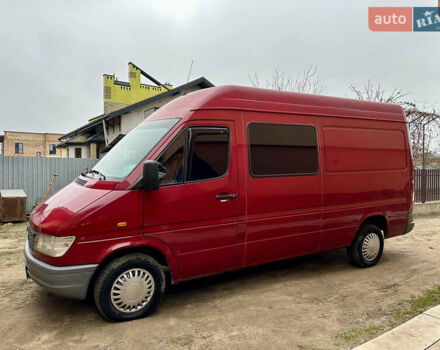 Красный Мерседес Sprinter, объемом двигателя 2.9 л и пробегом 460 тыс. км за 7500 $, фото 7 на Automoto.ua