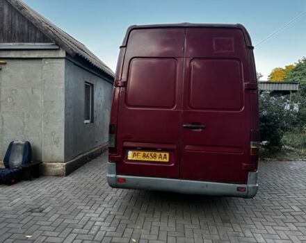 Красный Мерседес Sprinter, объемом двигателя 2.9 л и пробегом 843 тыс. км за 4690 $, фото 7 на Automoto.ua