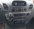 Красный Мерседес Sprinter, объемом двигателя 2.2 л и пробегом 390 тыс. км за 5800 $, фото 2 на Automoto.ua