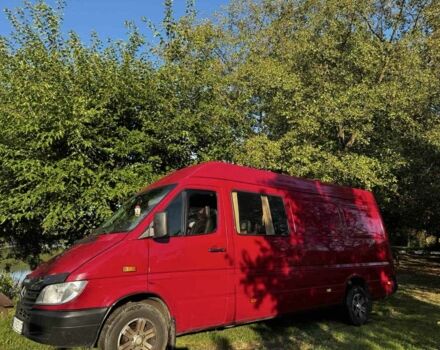 Червоний Мерседес Sprinter, об'ємом двигуна 2.7 л та пробігом 320 тис. км за 7999 $, фото 4 на Automoto.ua