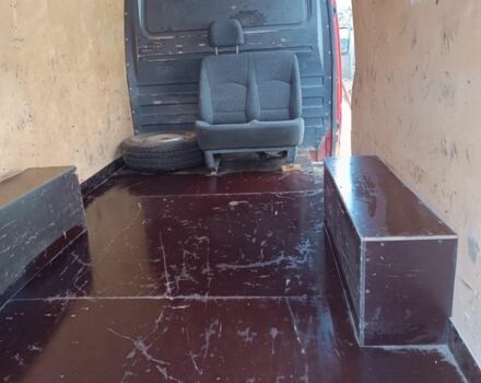 Красный Мерседес Sprinter, объемом двигателя 2.9 л и пробегом 495 тыс. км за 9000 $, фото 6 на Automoto.ua